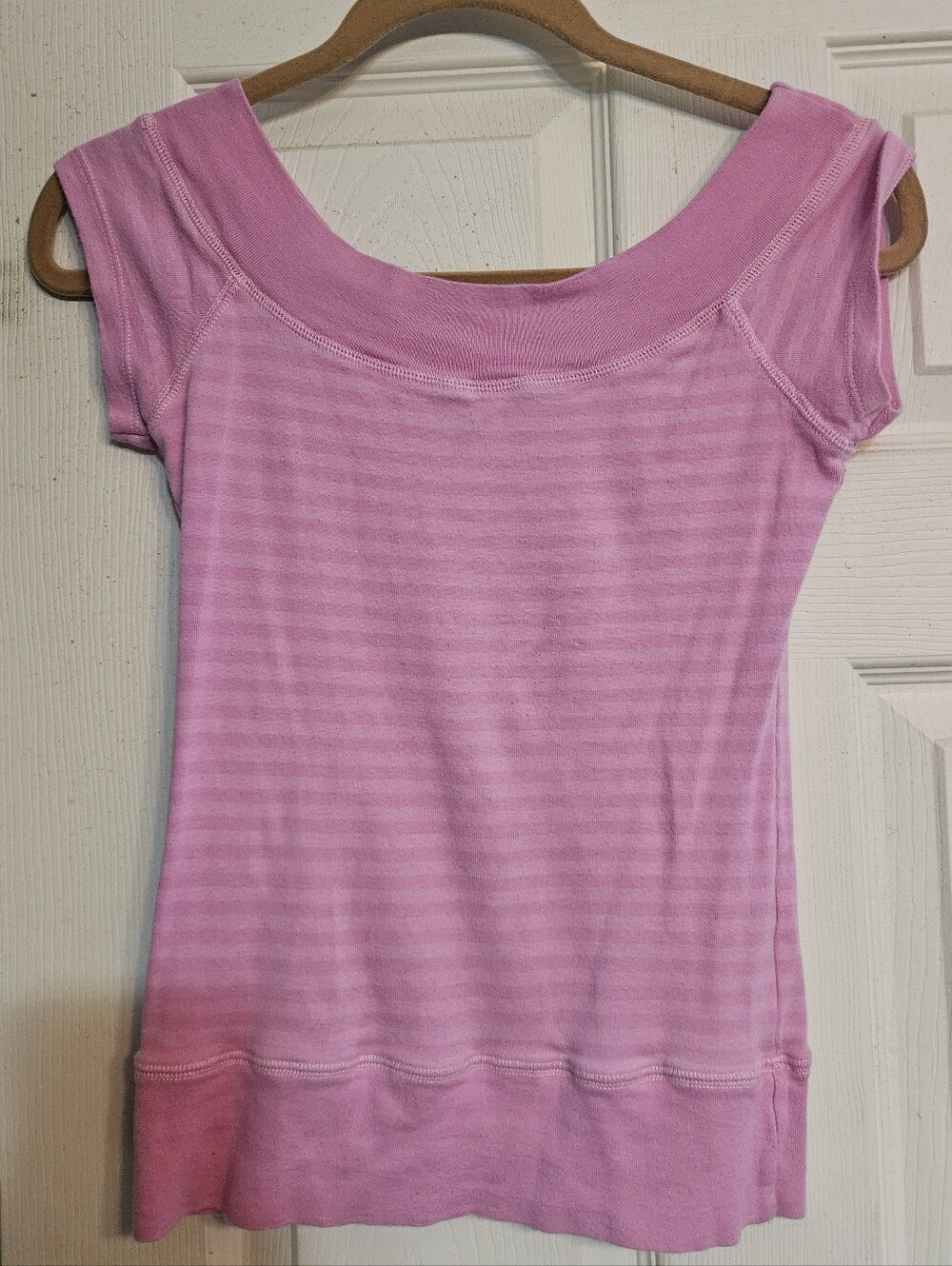 Brandy Melville Ginny Top - Picture 2 of 2